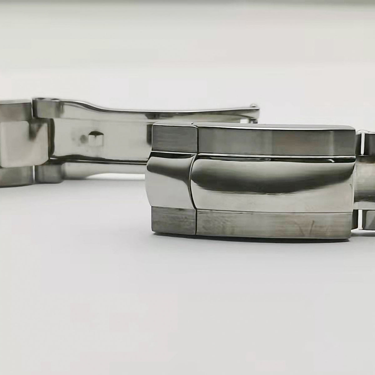 Alternative log style tooth ring stainless steel mechanical watch case three five baht strap accessories set is suitable for 2813 machines